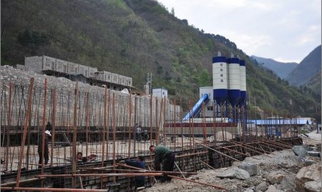 柞水加快支柱工業建設