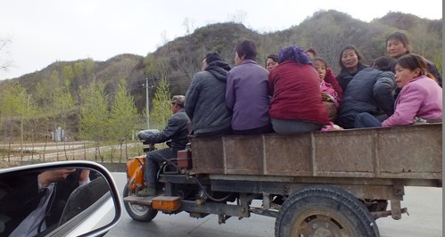 “磚機”有危險  農友當謹慎