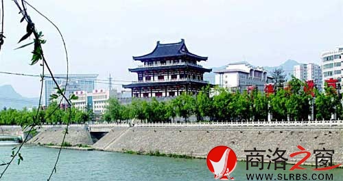 流經市區的丹江水清了，“一江清水供京津”是商洛人民的精神動力。