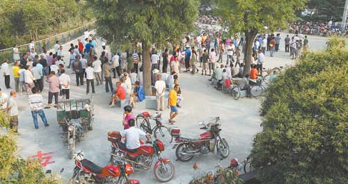 立交橋下勞務市場