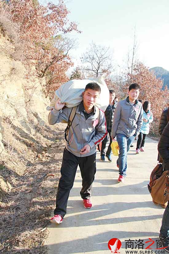 關愛接力溫暖空巢老人