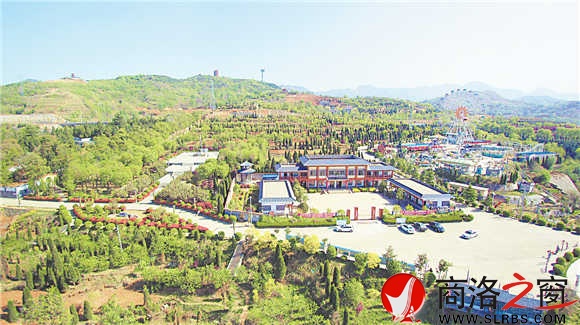 老年大學及兒童樂園