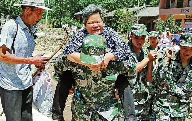 災難無情人有情