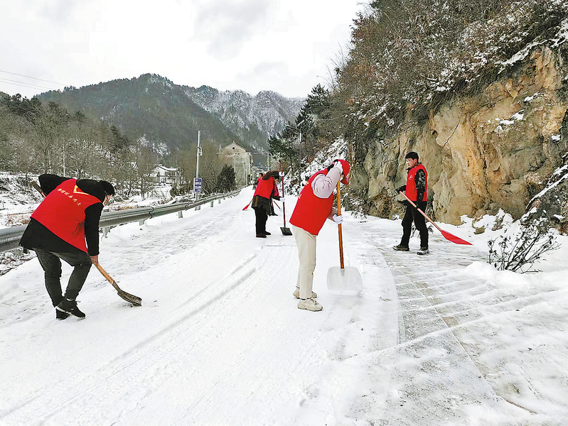 清掃回家路 溫暖歸鄉人