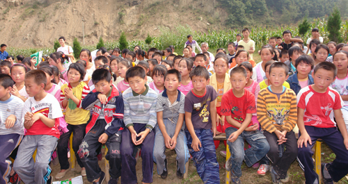 回歸童心  用愛傳遞希望