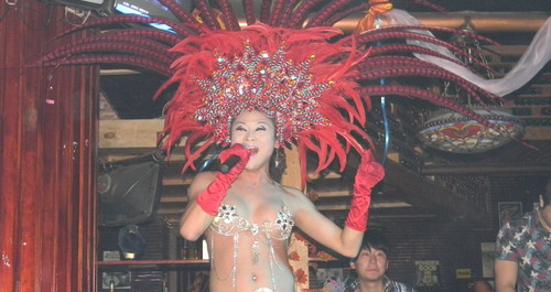 泰國人妖來到商洛