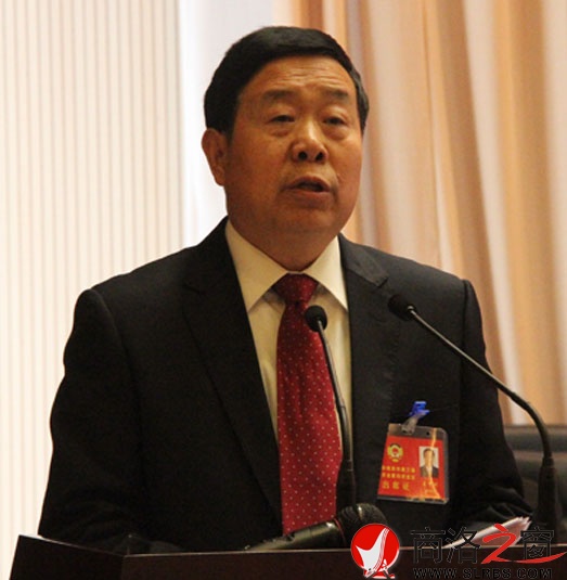 市政協主席王甲訓作政協商洛市第三屆委員會常務委員會工作報告