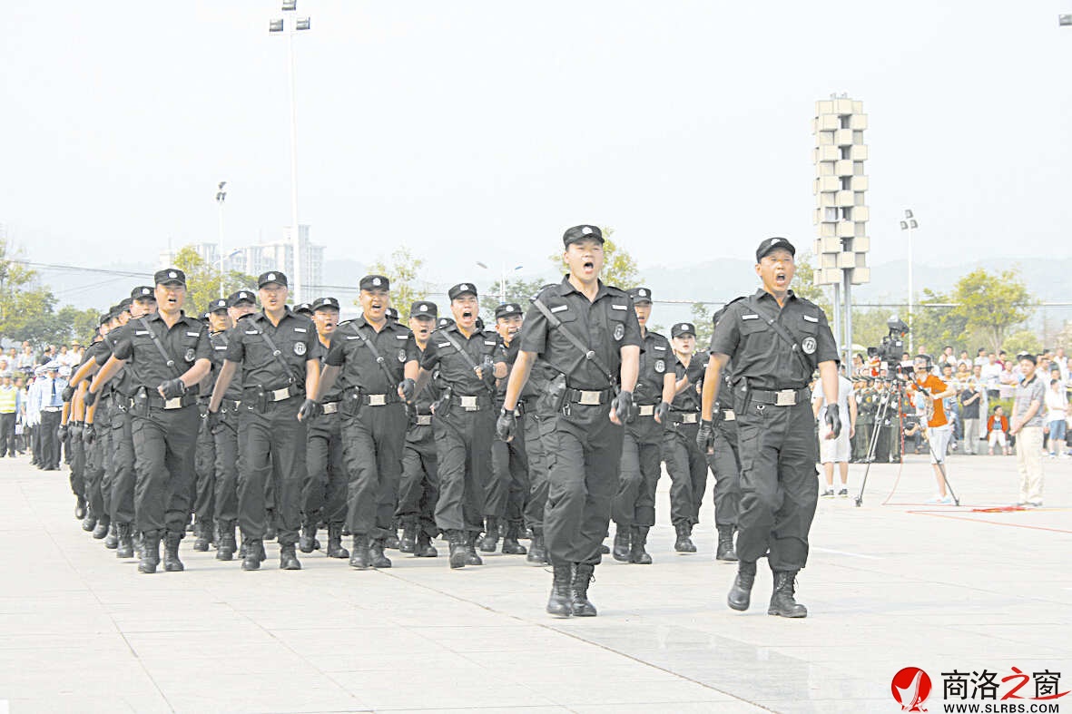 森林公安代表隊參加全市反恐維穩演練