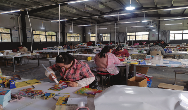 企業引進來 群眾富起來