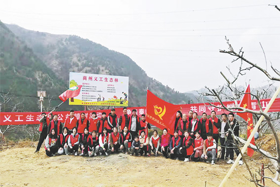 植樹添綠正當時