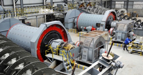 石撞溝三千噸\日鉬選廠試投產運行