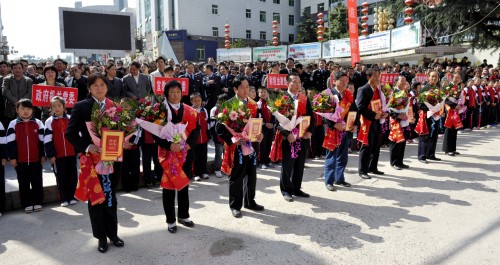 洛南縣舉行“尚德重禮萬人行”系列活動啟動儀式