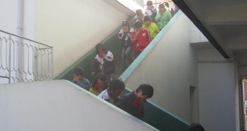 商南縣趙川小學(xué)成功舉行防火教育與應(yīng)急疏散演練活動