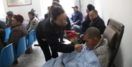 傳承雷鋒精神 彰顯國網愛心