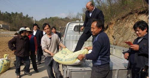 商南縣開展“遠教科普惠農送課”活動