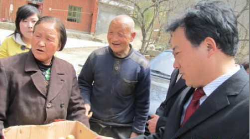 丹鳳縣住房公積金管理部門為包扶村辦實(shí)事