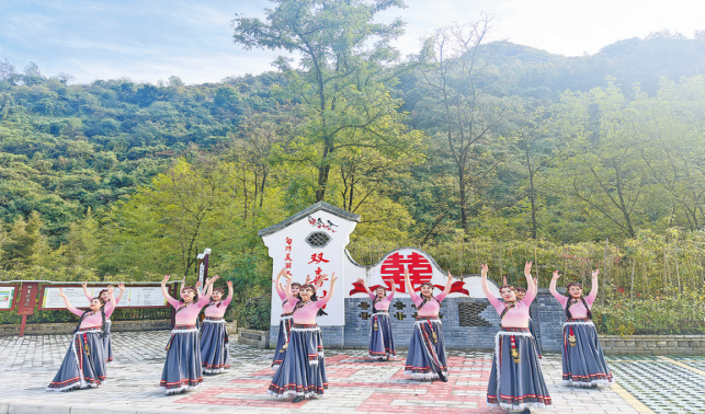 移風(fēng)易俗入人心 文明新風(fēng)撲面來(lái)